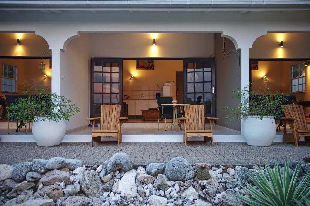 Bantopa Apartments Willemstad Rum bild